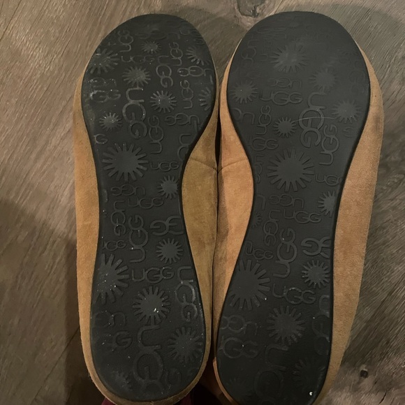 Ugg moccasin flats - Picture 2 of 5